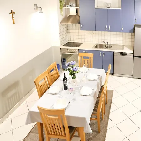 Lejlighed Studio Apartman Leo