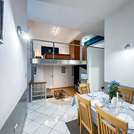 Studio Apartman Leo * Split